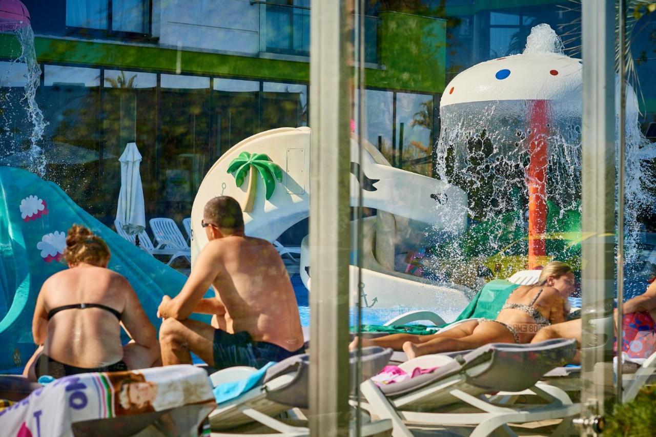 Coral Aparthotel Pool & Spa Mamaia Nord Năvodari Zewnętrze zdjęcie