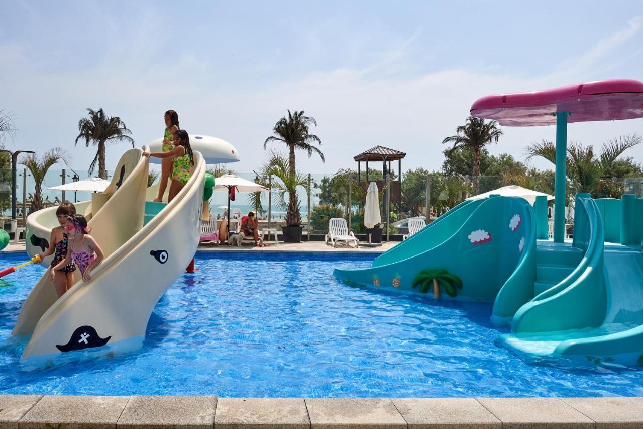 Coral Aparthotel Pool & Spa Mamaia Nord Năvodari Zewnętrze zdjęcie